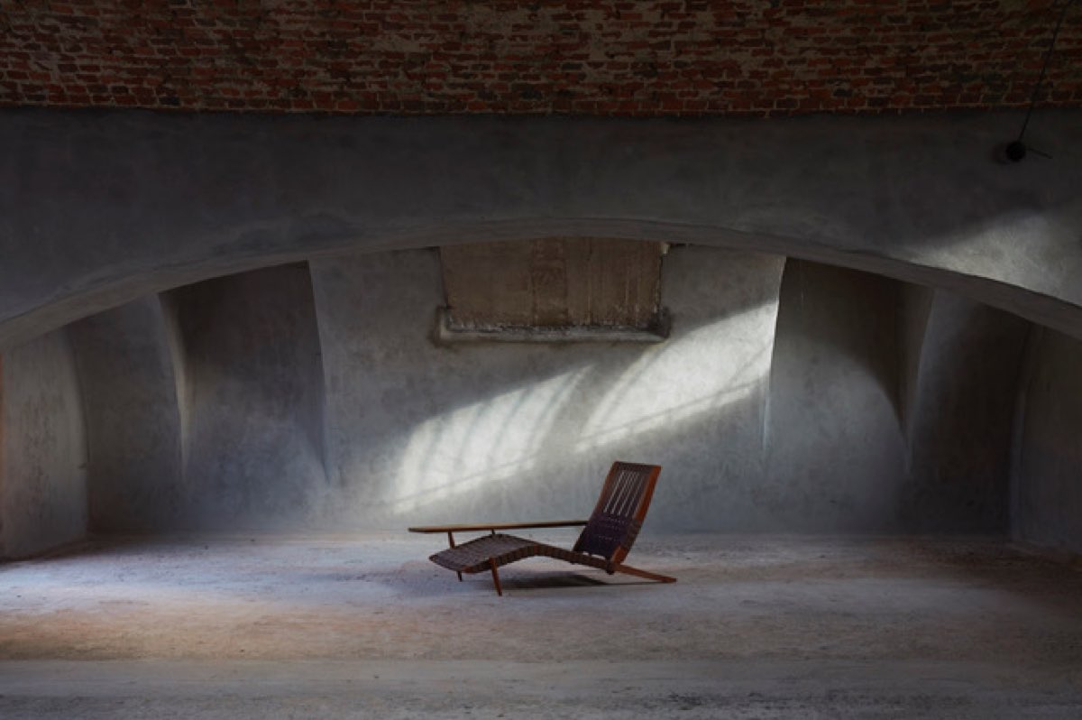 Early Nakashima lounger shoot