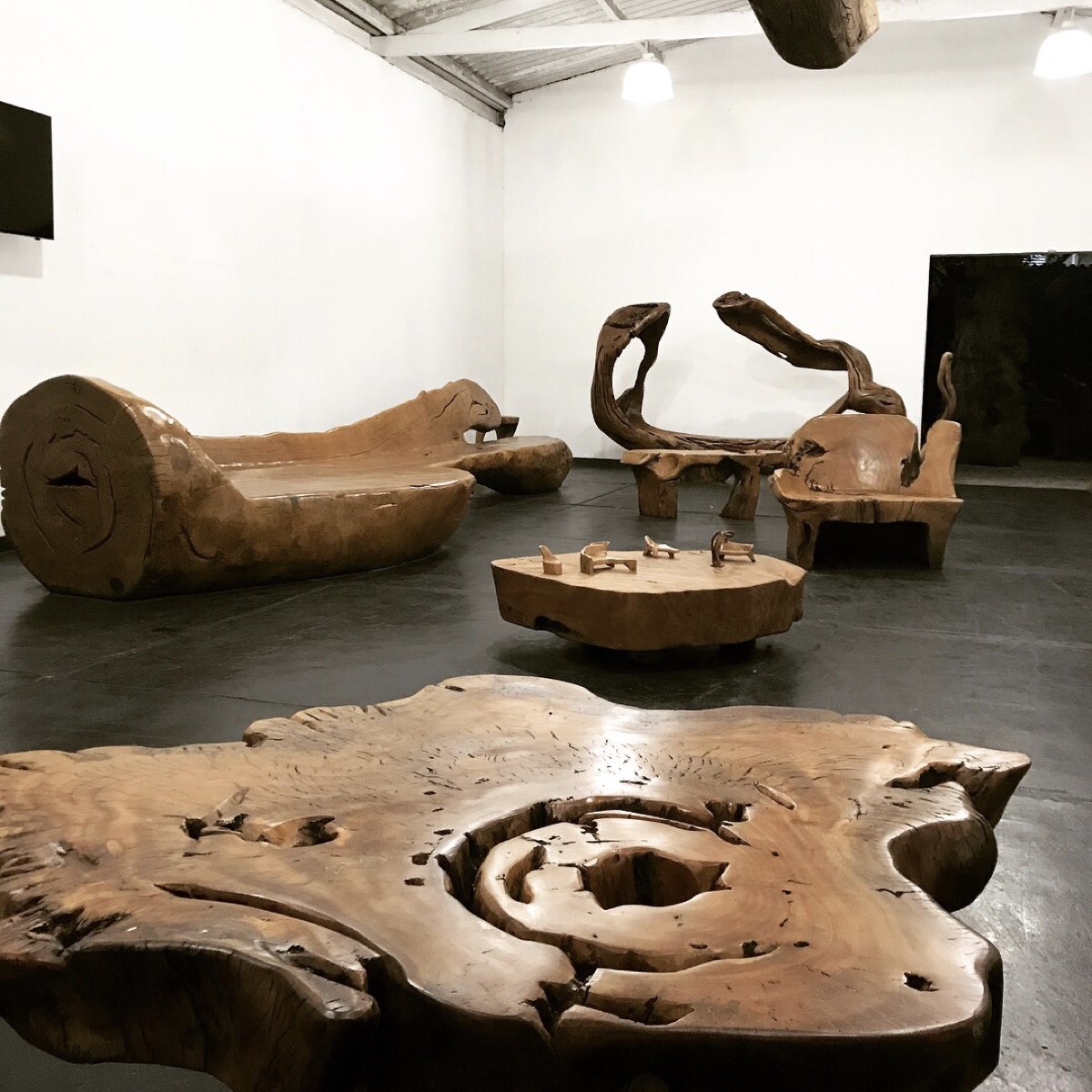 Hugo França low table, São Paulo