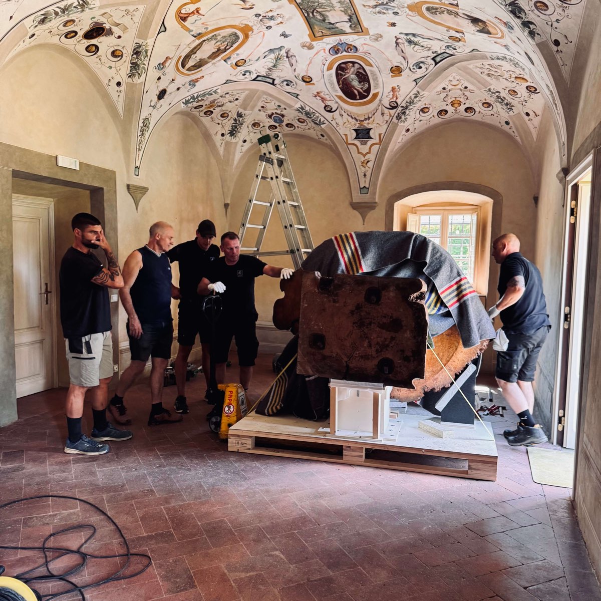 Italy install